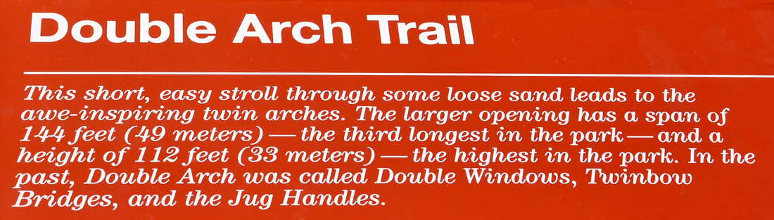 sign about the Double Arch trail